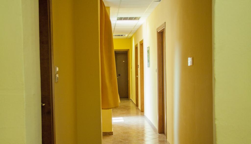 Stavrodromi Hotel อีกูเมนิทซา ภายนอก รูปภาพ