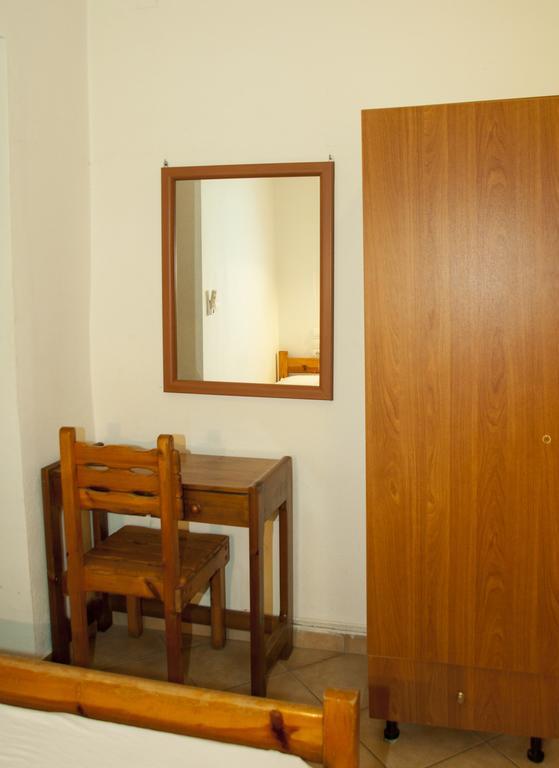 Stavrodromi Hotel อีกูเมนิทซา ภายนอก รูปภาพ